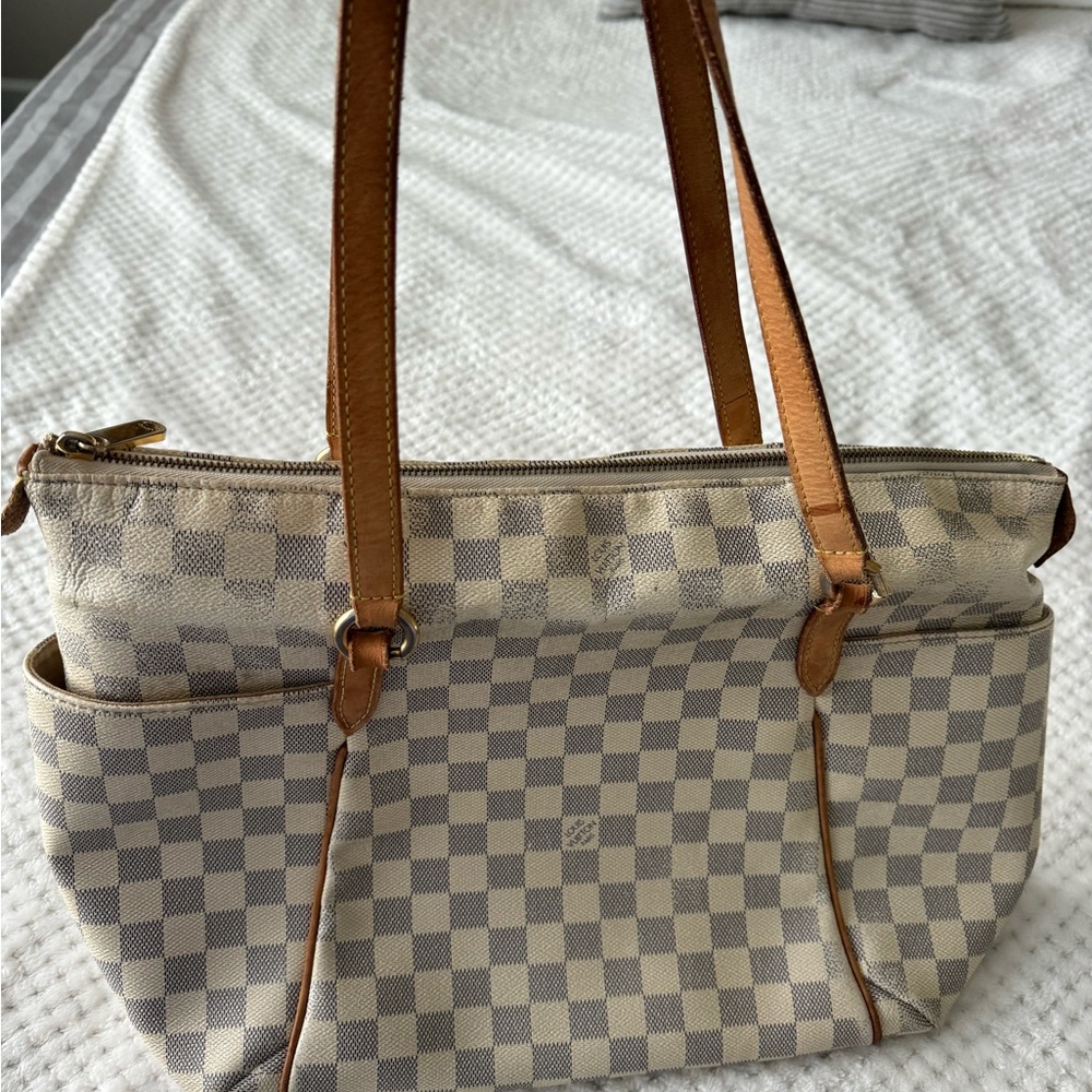 LOUIS VUITTON Damier Azur Tote Bag